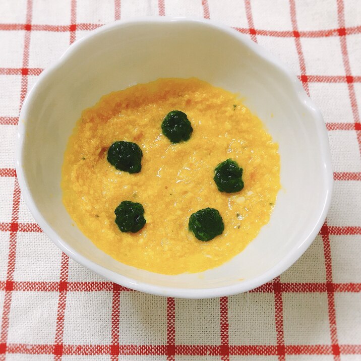 【離乳食中期】かぼちゃと豆腐のほうれん草のせ